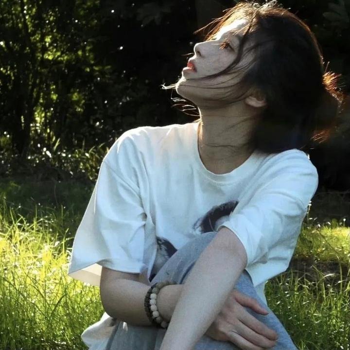以遇刺为生的女人